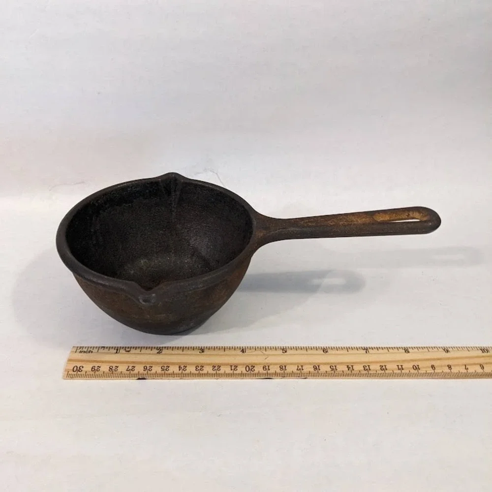 Vintage Lodge Cast Iron Melting Pot Dual Spout Butter Warmer 2 Cup USA